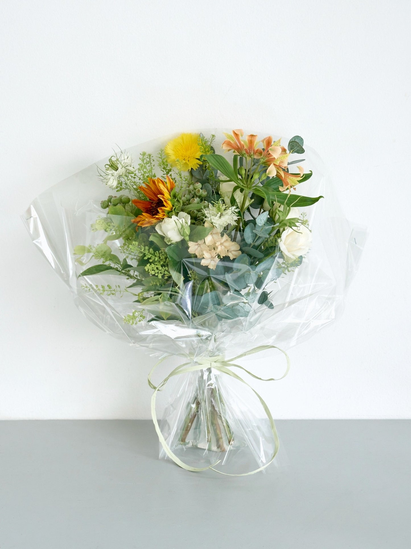 Fresh flower delivery花束S "summer ver."