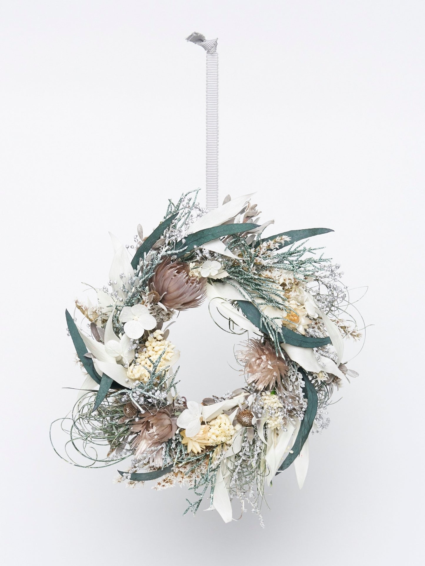 ornament wreath