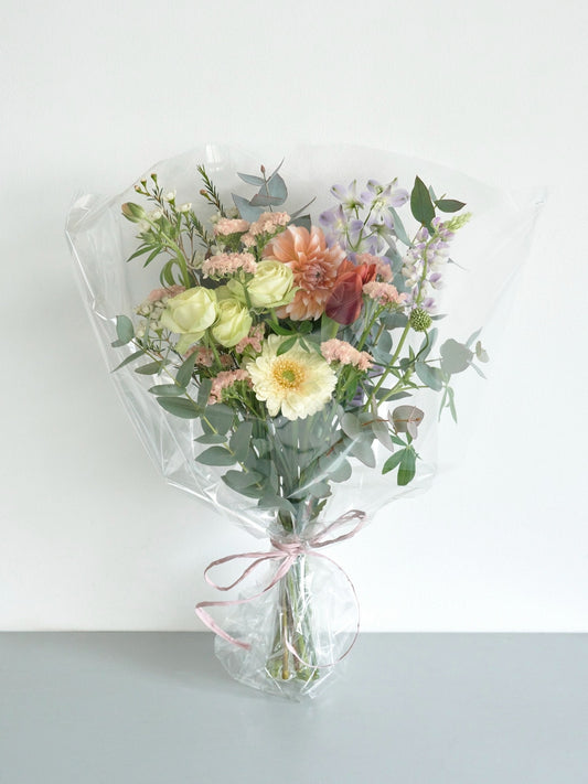 Fresh flower delivery花束M "spring ver."