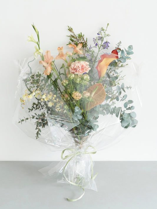 【mother's day】Bouquet M 【Delivery date: 5/10 (Fri)】